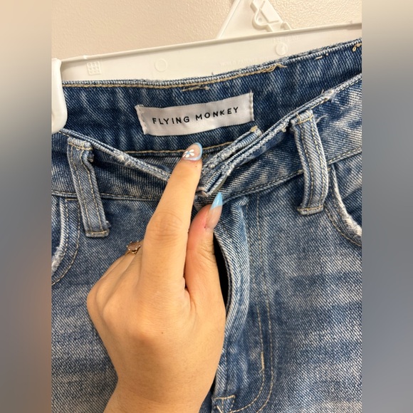 🍁Super Cute Flying Monkey Cut Off Jean Shorts - Picture 6 of 10